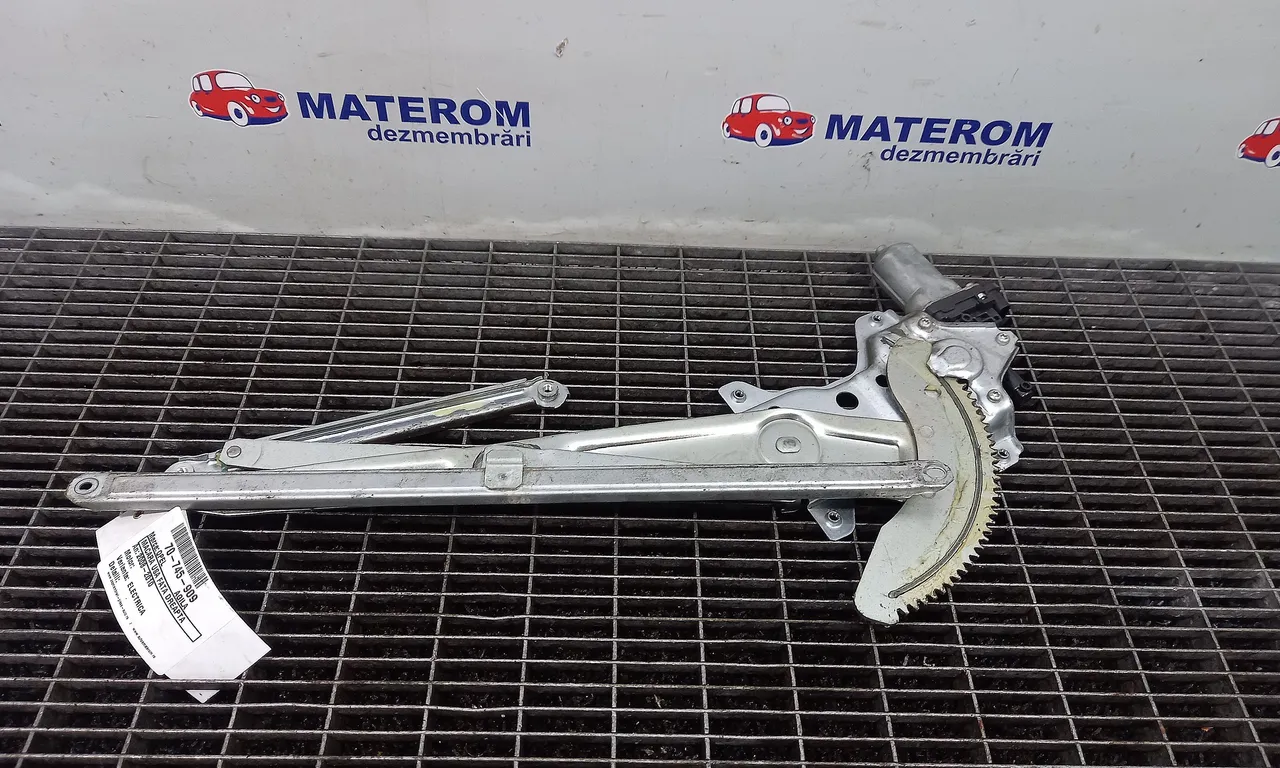 MACARA USA FATA DREAPTA OPEL AGILA B 2008-2014