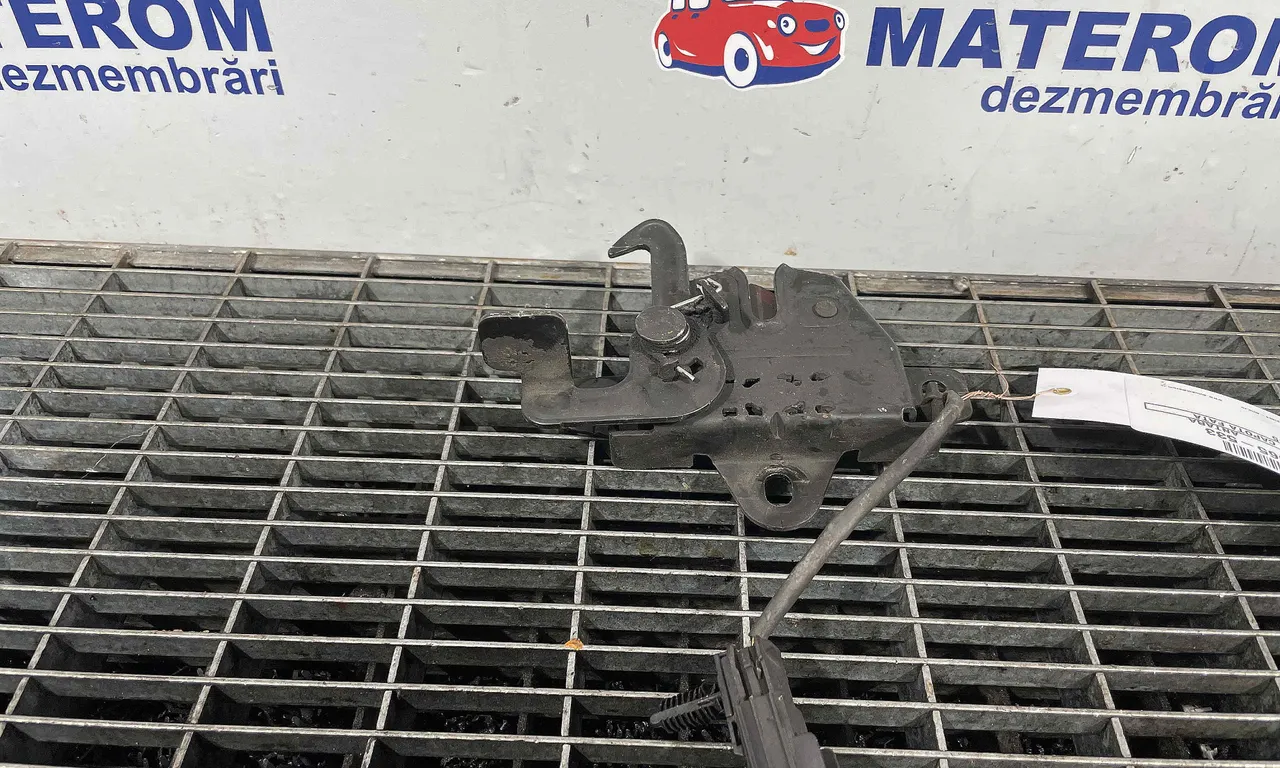 INCUIETOARE CAPOTA FATA OPEL ANTARA A 2006-2017