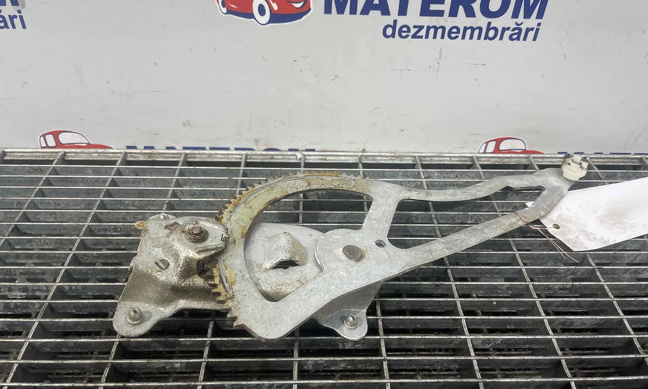 MACARA USA SPATE DREAPTA OPEL ASTRA G 1998-2009