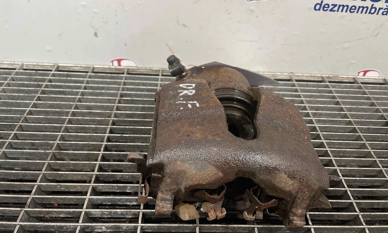 ETRIER FATA DREAPTA OPEL ASTRA G 1998-2009