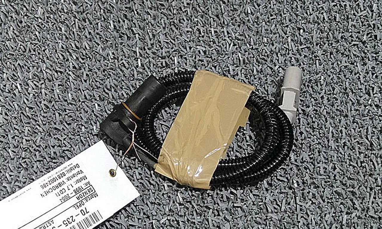 SENZOR VIBROCHEN OPEL ASTRA G 1998-2009