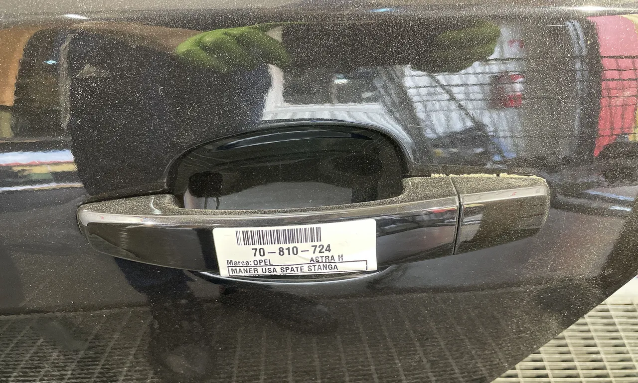 MANER USA SPATE STANGA OPEL ASTRA H 2004-2014