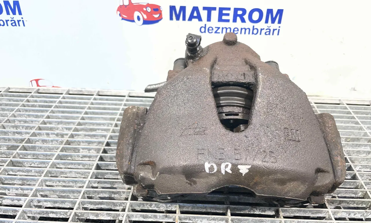 ETRIER FATA DREAPTA OPEL ASTRA H 2004-2014