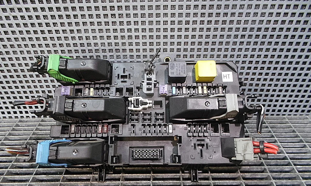 MODUL CONFORT OPEL ASTRA H 2004-2014