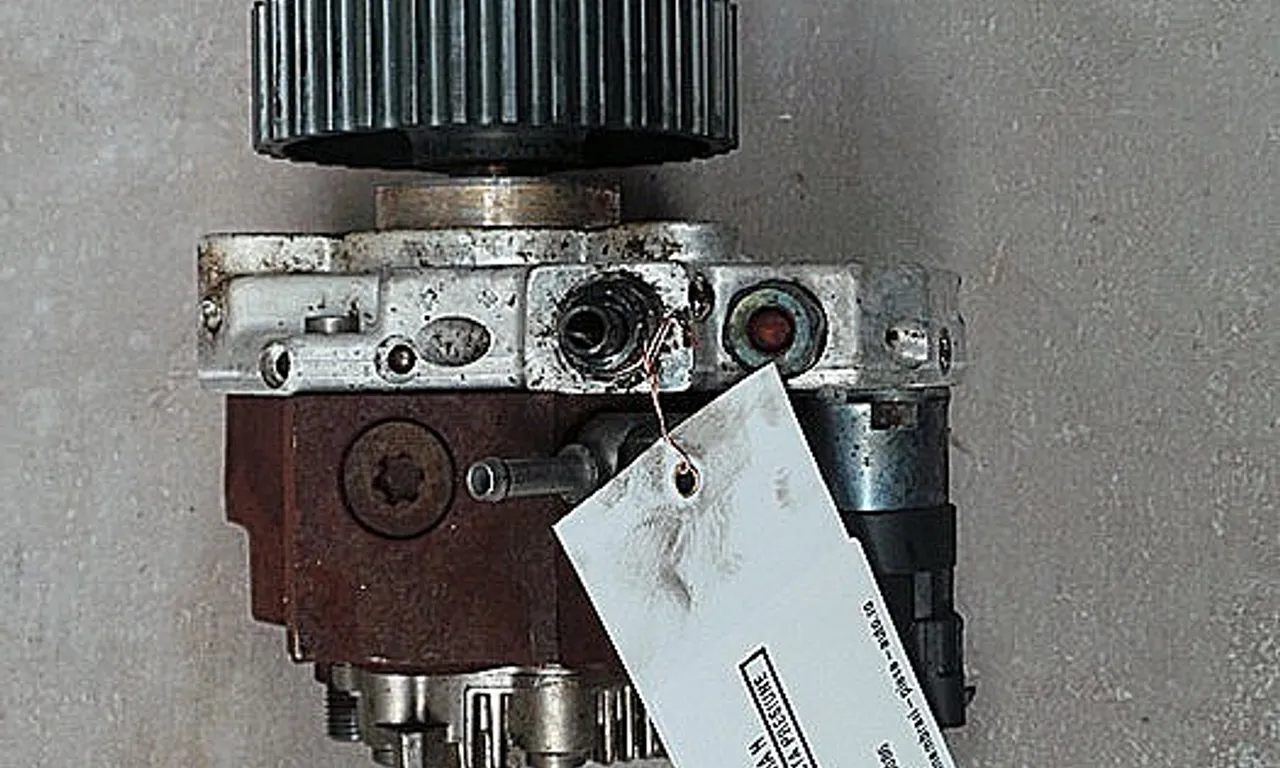 POMPA INALTA PRESIUNE OPEL ASTRA H 2004-2014