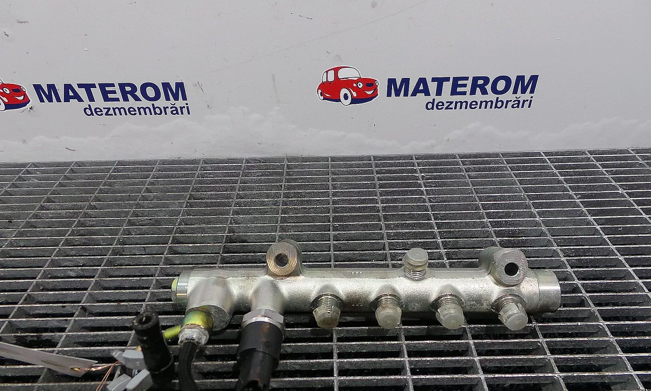 RAMPA INJECTIE OPEL ASTRA H 2004-2014