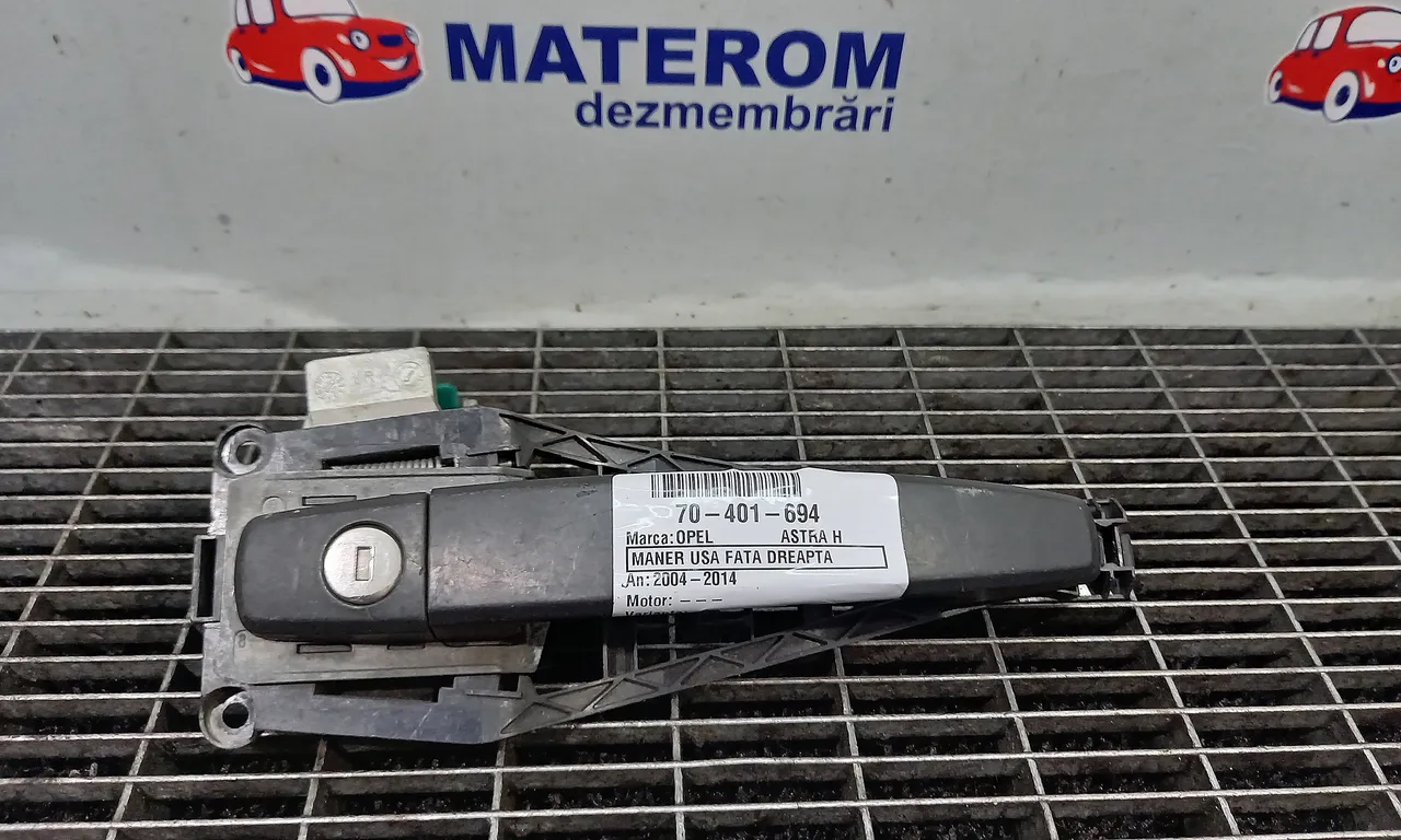 MANER USA FATA DREAPTA OPEL ASTRA H 2004-2014