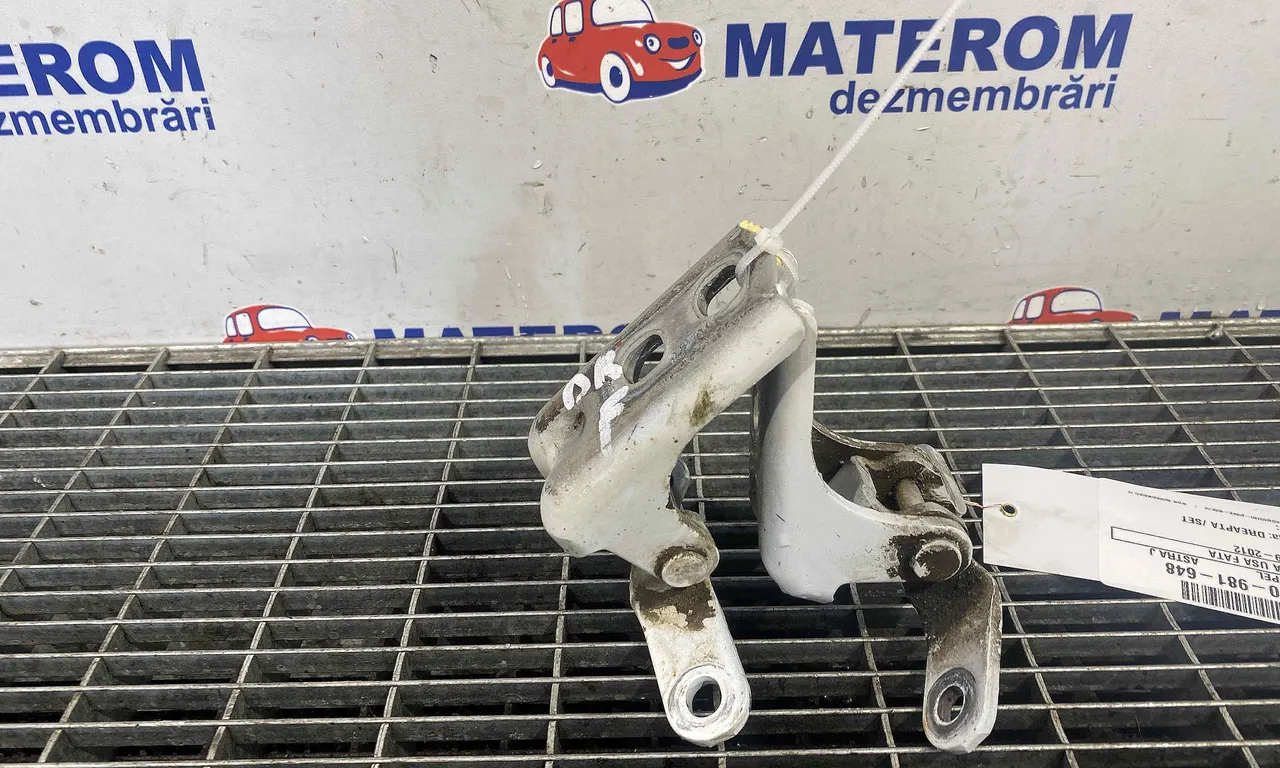 BALAMA USA FATA OPEL ASTRA J 2009-2016