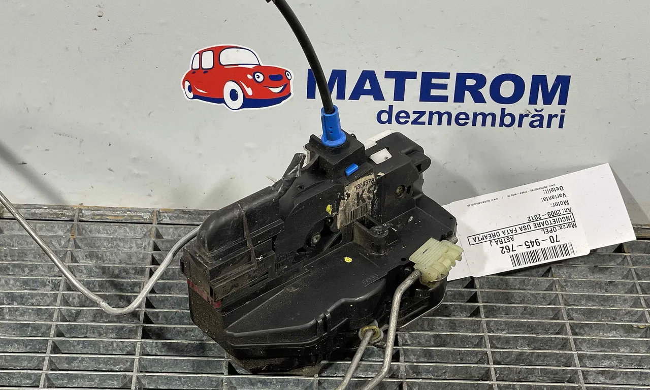 INCUIETOARE USA FATA DREAPTA OPEL ASTRA J 2009-2016