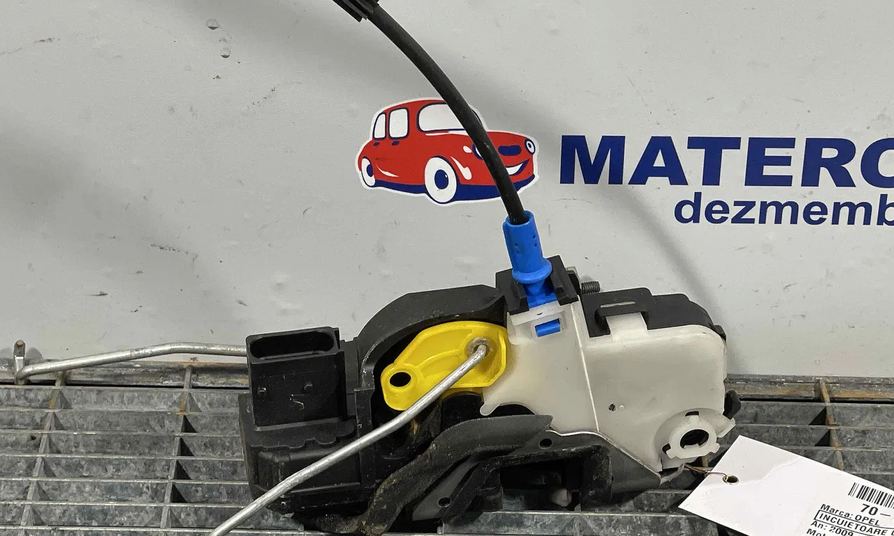 INCUIETOARE USA FATA STANGA OPEL ASTRA J 2009-2016