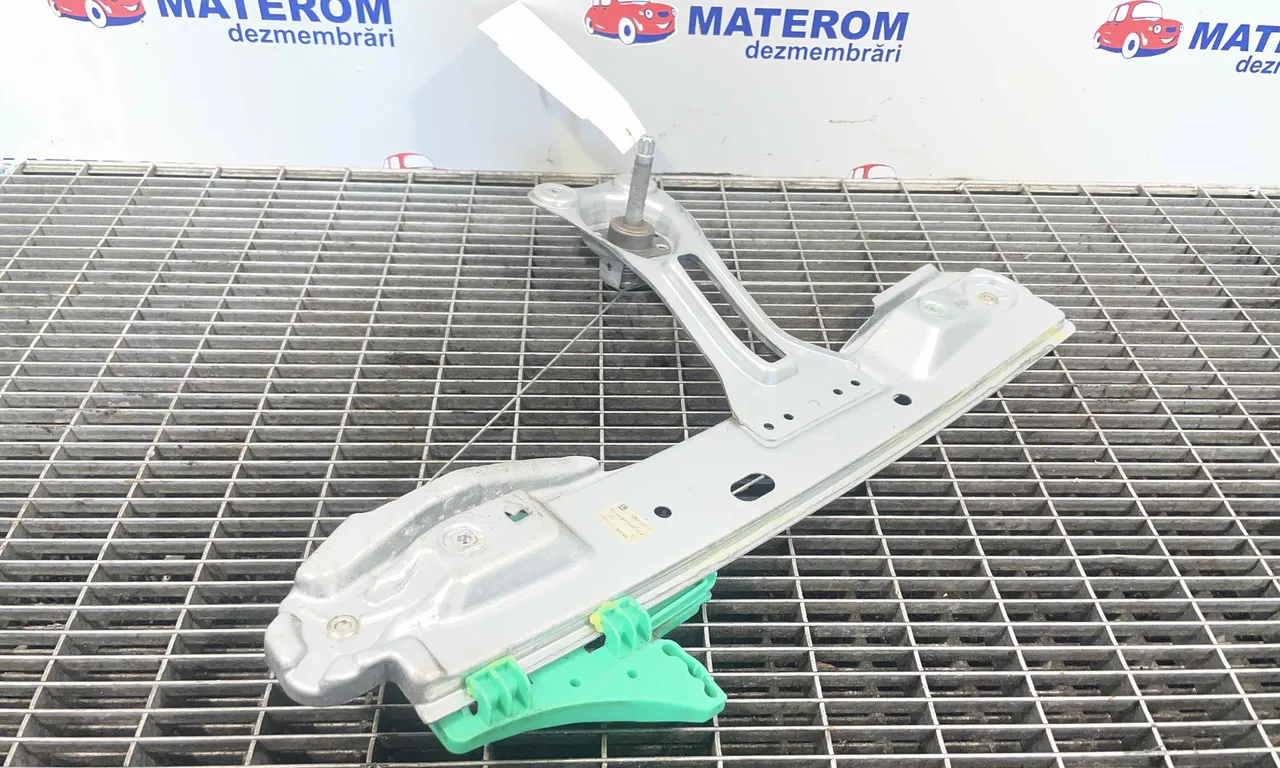 MACARA USA SPATE DREAPTA OPEL ASTRA J 2009-2016