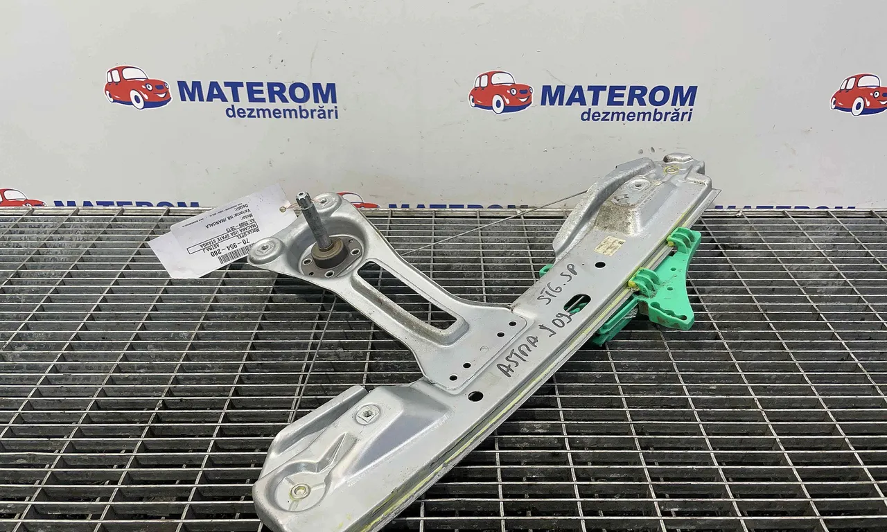 MACARA USA SPATE STANGA OPEL ASTRA J 2009-2016