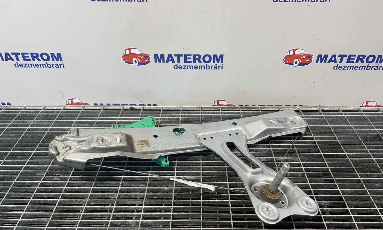 MACARA USA SPATE STANGA OPEL ASTRA J 2009-2016