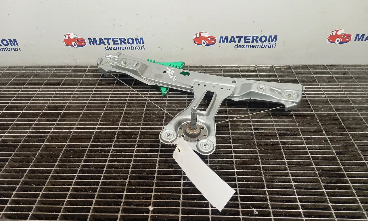MACARA USA SPATE STANGA OPEL ASTRA J 2009-2016