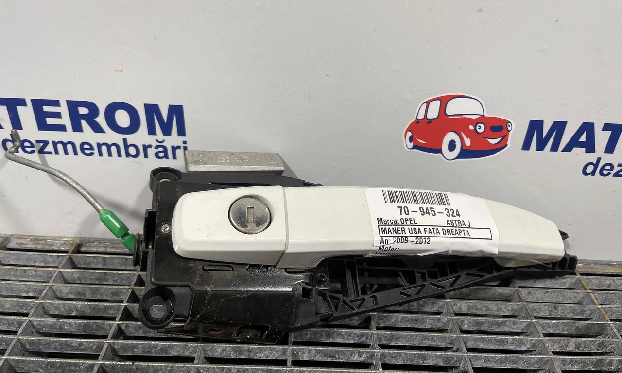 MANER USA FATA DREAPTA OPEL ASTRA J 2009-2016