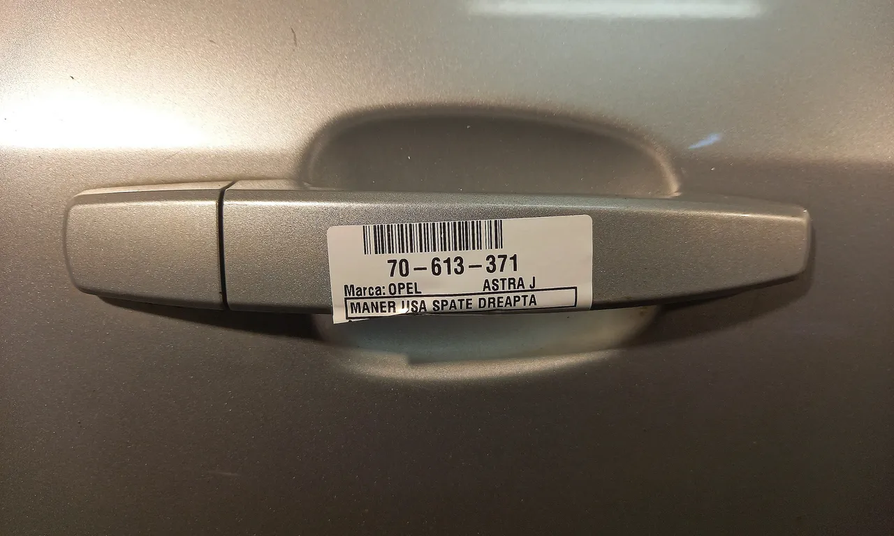 MANER USA SPATE DREAPTA OPEL ASTRA J 2009-2016