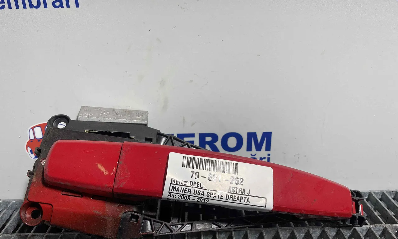 MANER USA SPATE DREAPTA OPEL ASTRA J 2009-2016