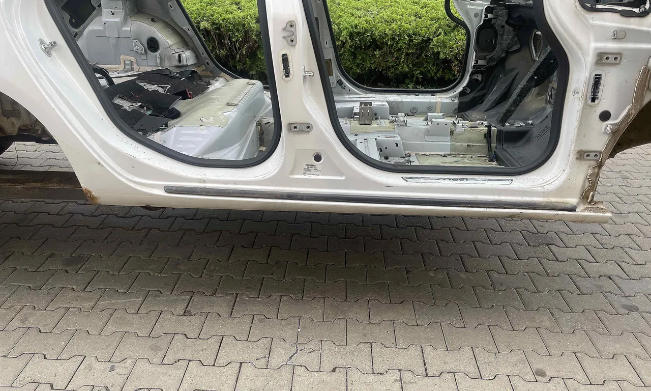 PRAG DREAPTA OPEL ASTRA J 2009-2016