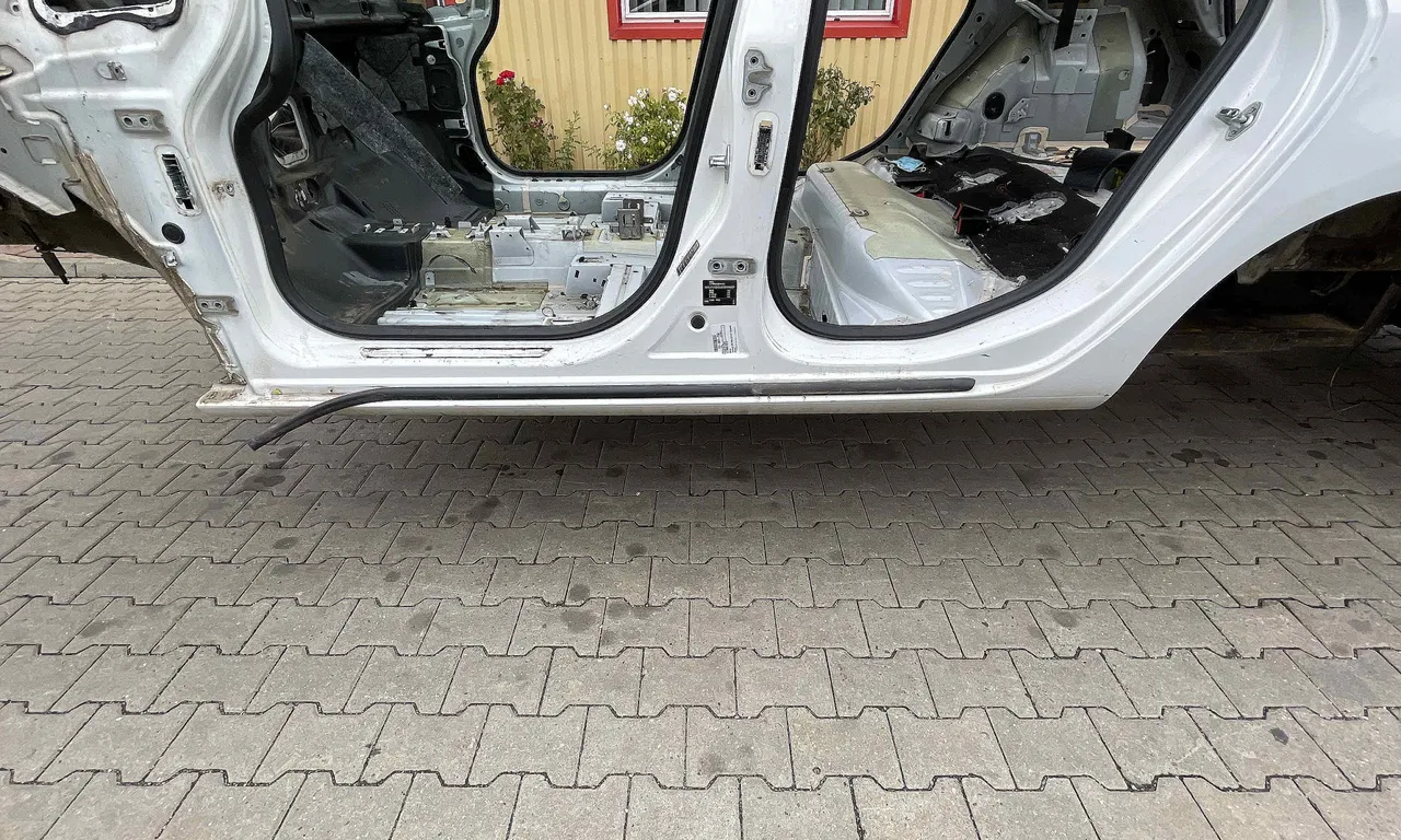 PRAG STANGA OPEL ASTRA J 2009-2016