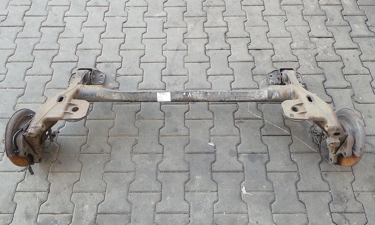 PUNTE SPATE OPEL ASTRA J 2009-2016