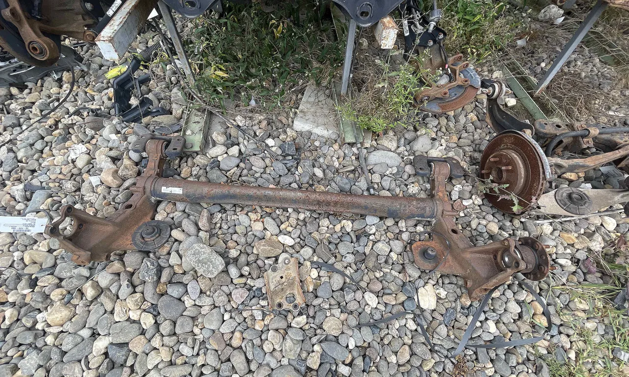 PUNTE SPATE OPEL ASTRA J 2009-2016
