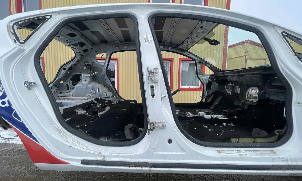 STALP MIJLOC DREAPTA OPEL ASTRA J 2009-2016