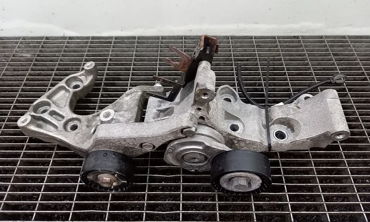 SUPORT ALTERNATOR OPEL ASTRA J 2009-2016