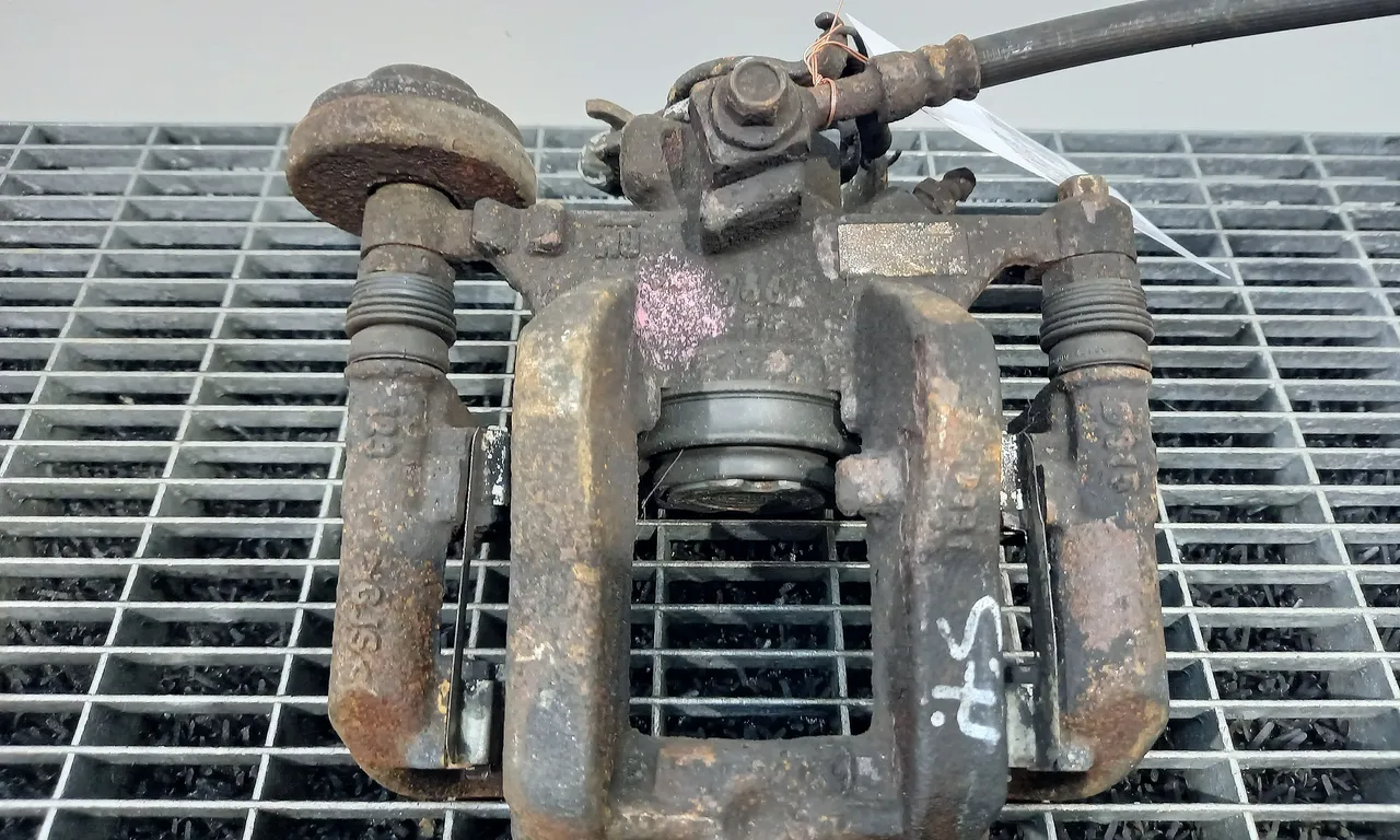 ETRIER SPATE DREAPTA OPEL ASTRA J 2009-2016