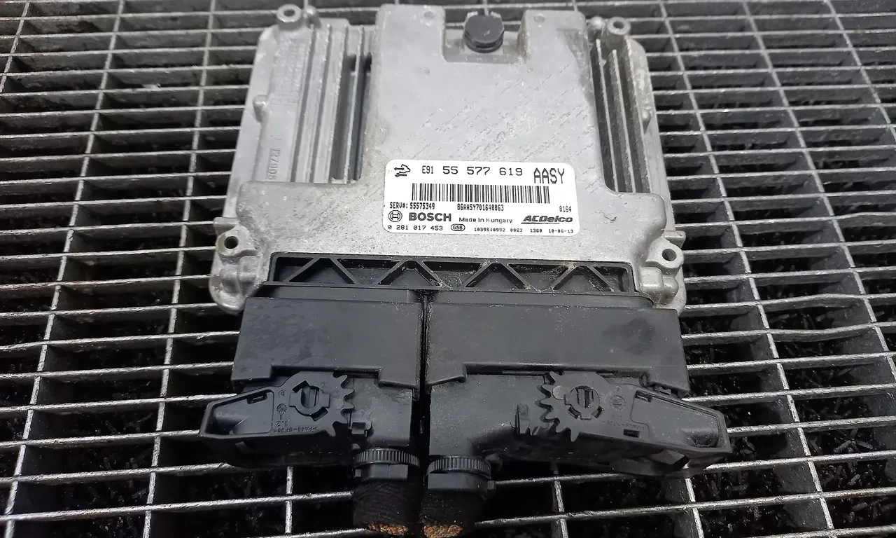 CALCULATOR MOTOR OPEL ASTRA J 2009-2016