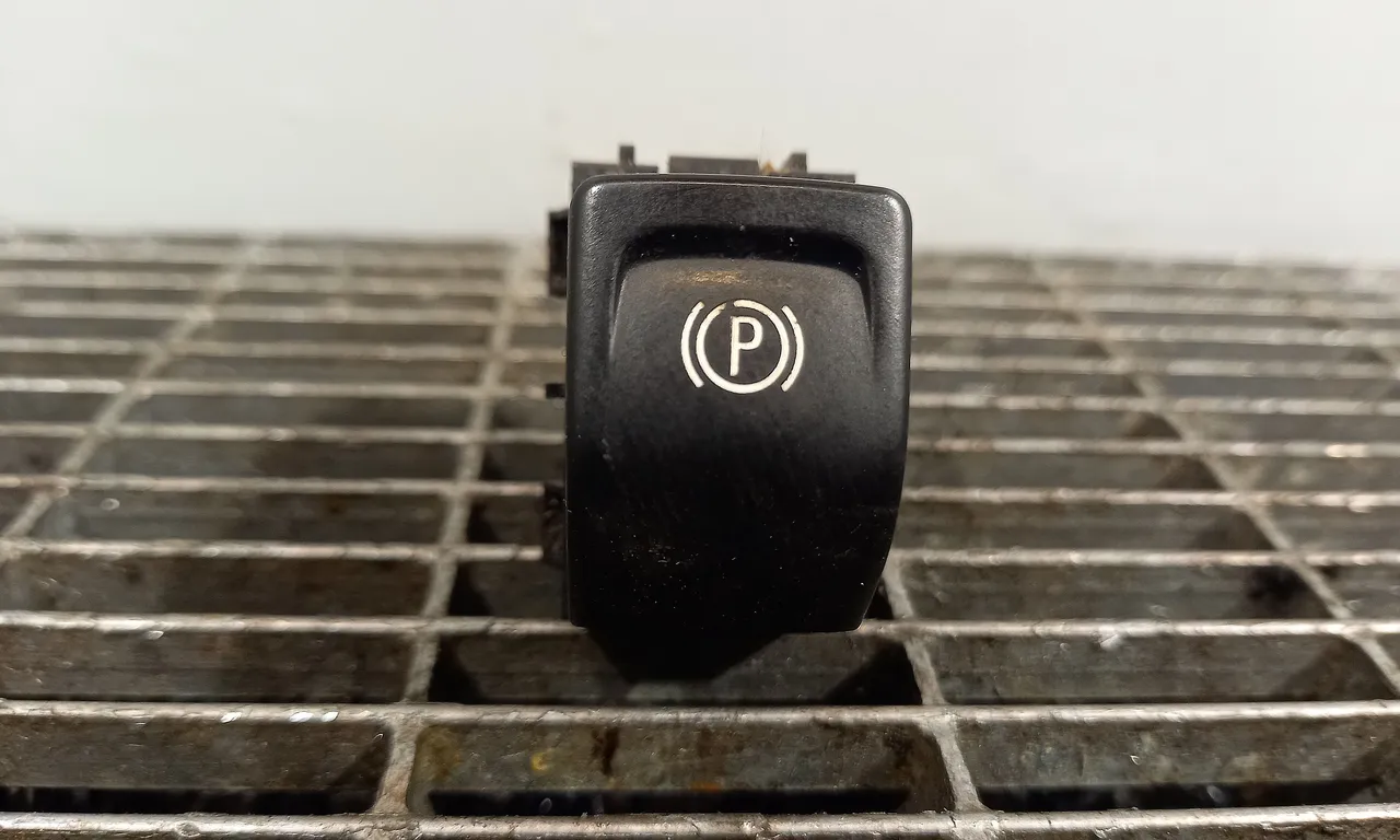 INTRERUPATOR FRANA DE MANA OPEL ASTRA J 2009-2016