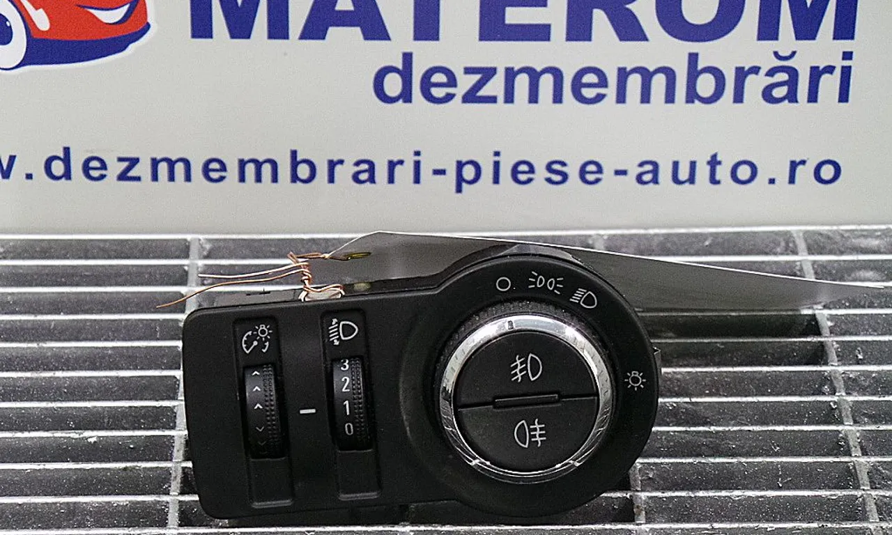 INTRERUPATOR LUMINI OPEL ASTRA J 2009-2016