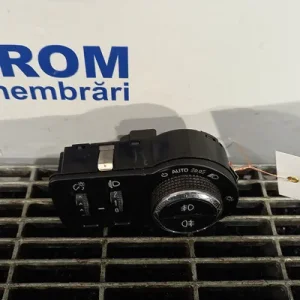 INTRERUPATOR LUMINI