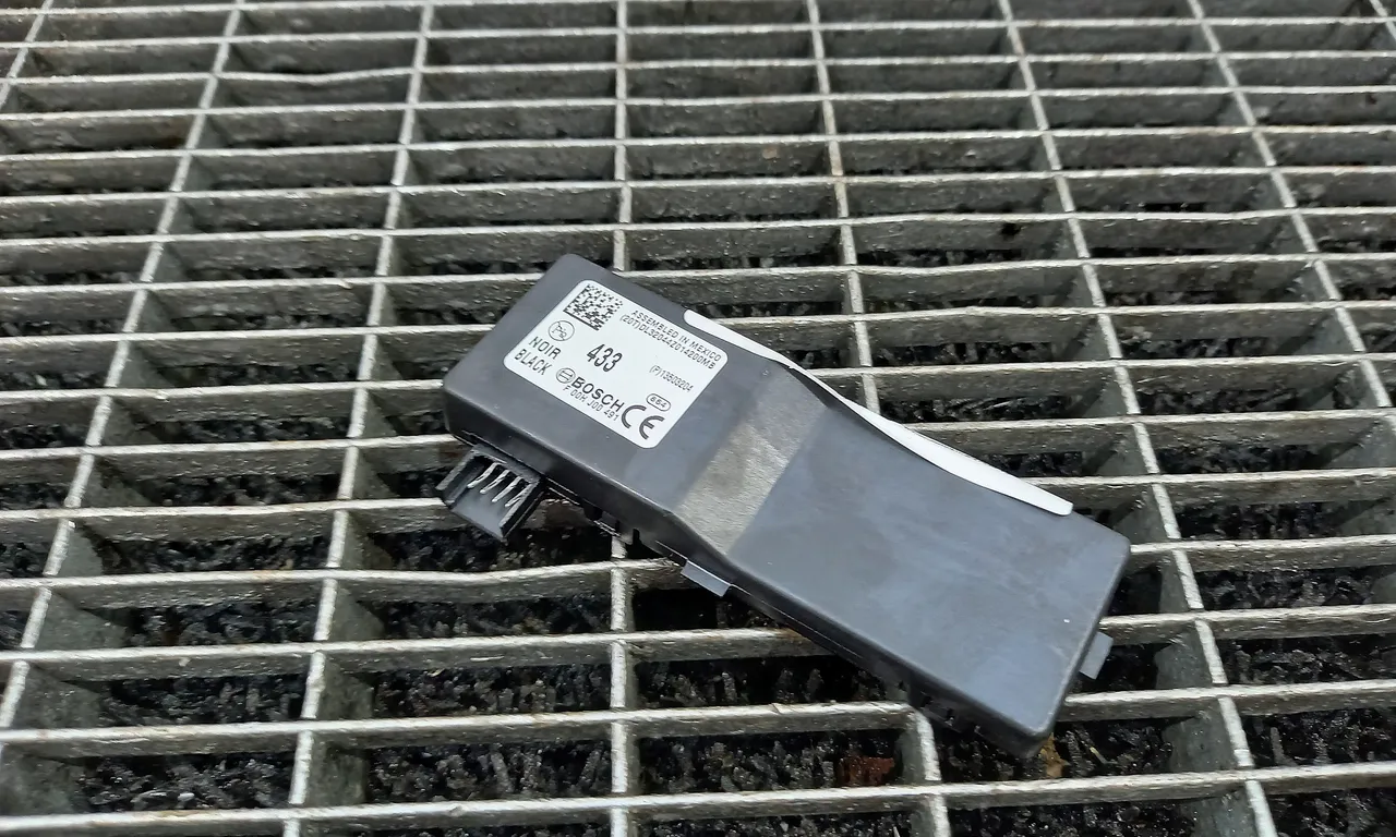 MODUL INCHIDERE CENTRALIZATA OPEL ASTRA J 2009-2016