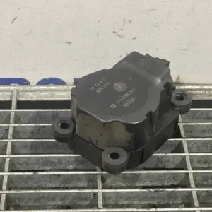 MOTORAS CLAPETA INCALZIRE