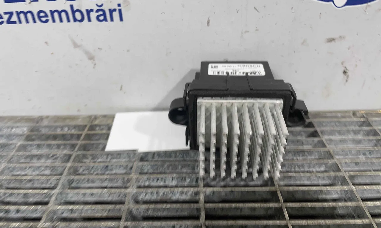 REOSTAT OPEL ASTRA J 2009-2016
