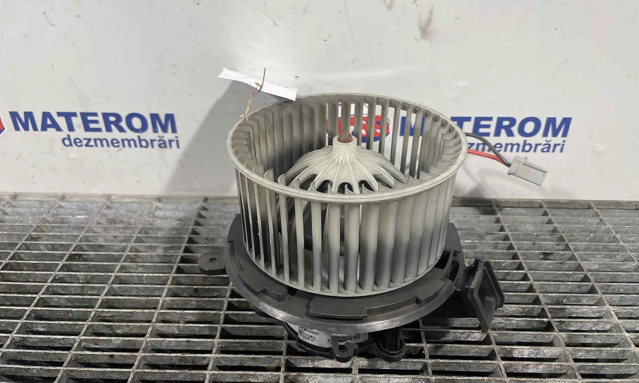 VENTILATOR INCALZIRE OPEL ASTRA J 2009-2016