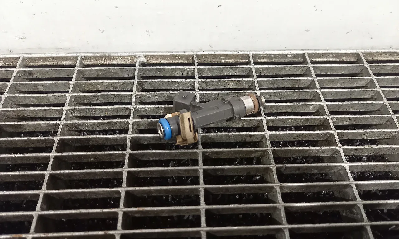 INJECTOR OPEL ASTRA J 2009-2016
