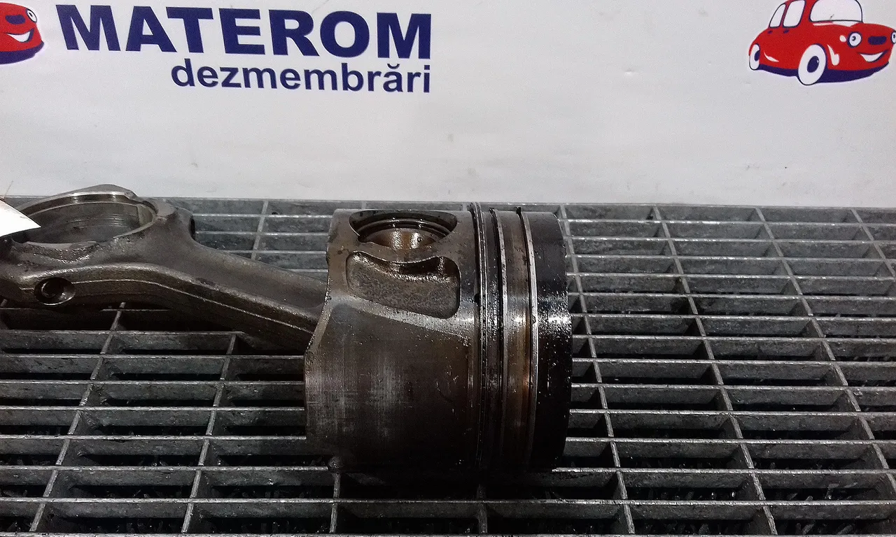PISTON OPEL ASTRA J 2009-2016