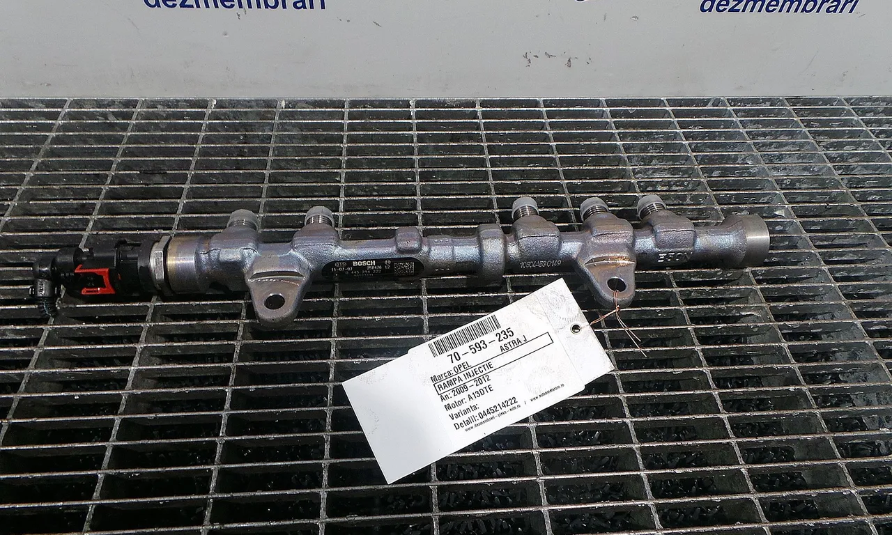 RAMPA INJECTIE OPEL ASTRA J 2009-2016
