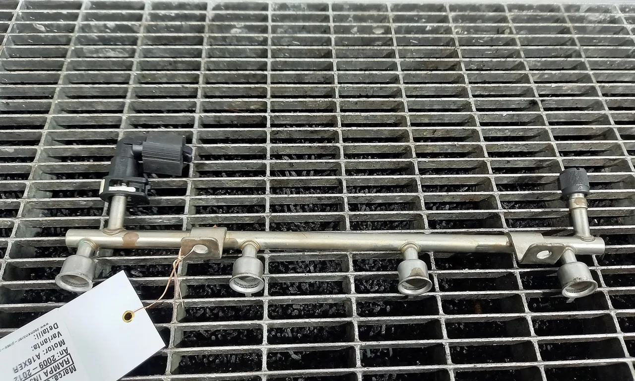 RAMPA INJECTIE OPEL ASTRA J 2009-2016