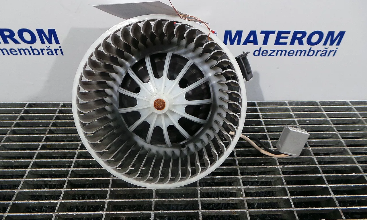 VENTILATOR INCALZIRE OPEL ASTRA J 2009-2016