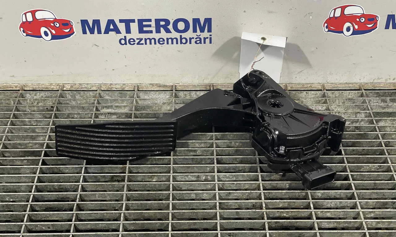 PEDALA ACCELERATIE OPEL ASTRA J 2009-2016