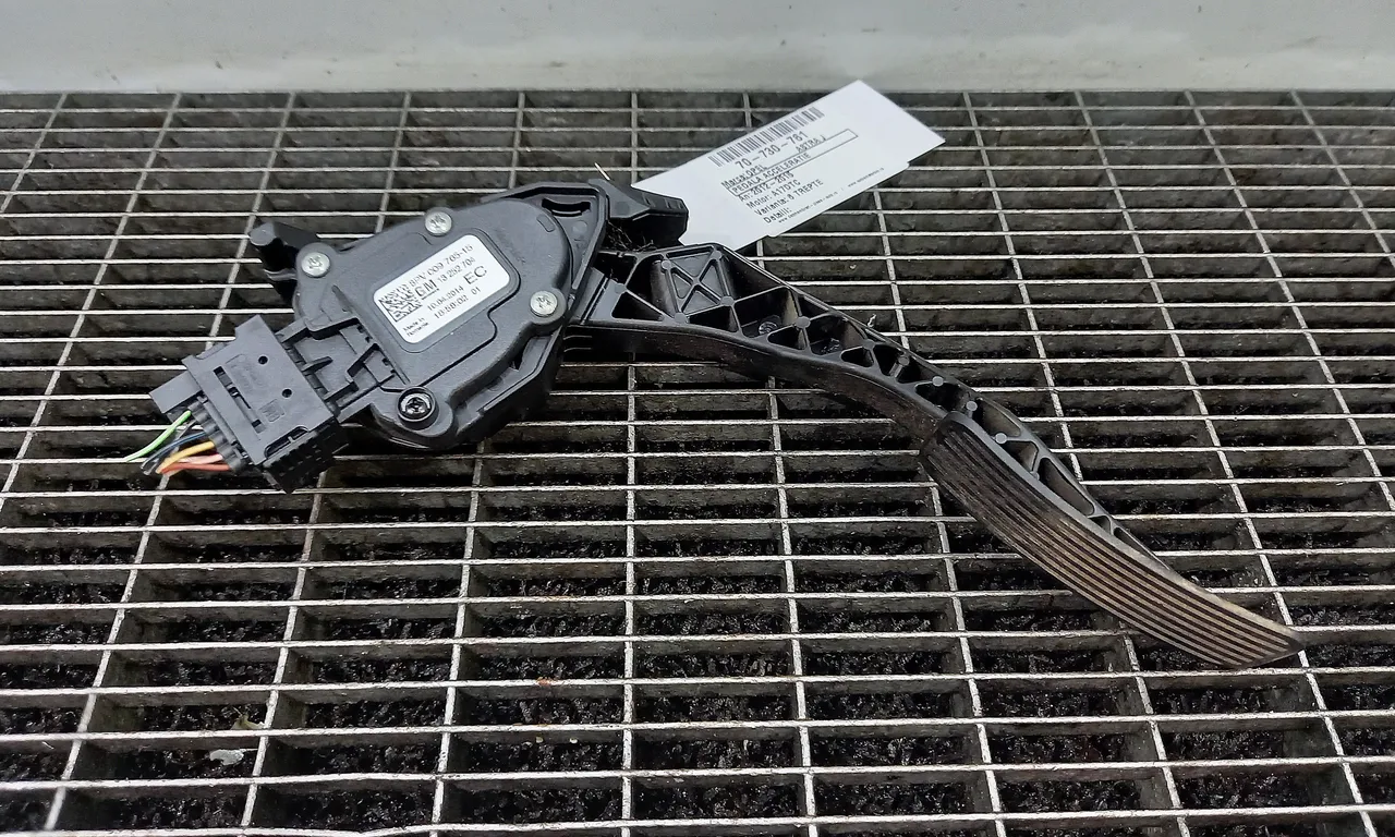 PEDALA ACCELERATIE OPEL ASTRA J 2009-2016