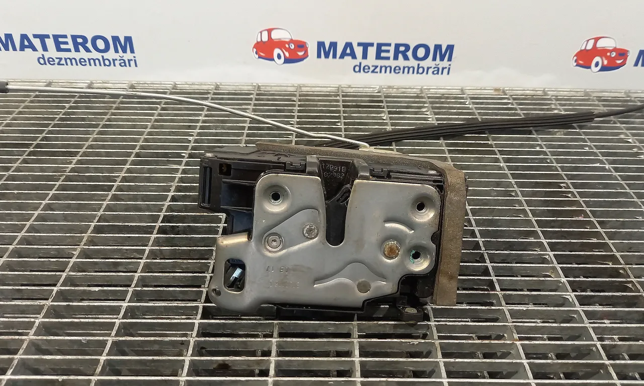 INCUIETOARE USA FATA DREAPTA OPEL ASTRA K 2015-2022