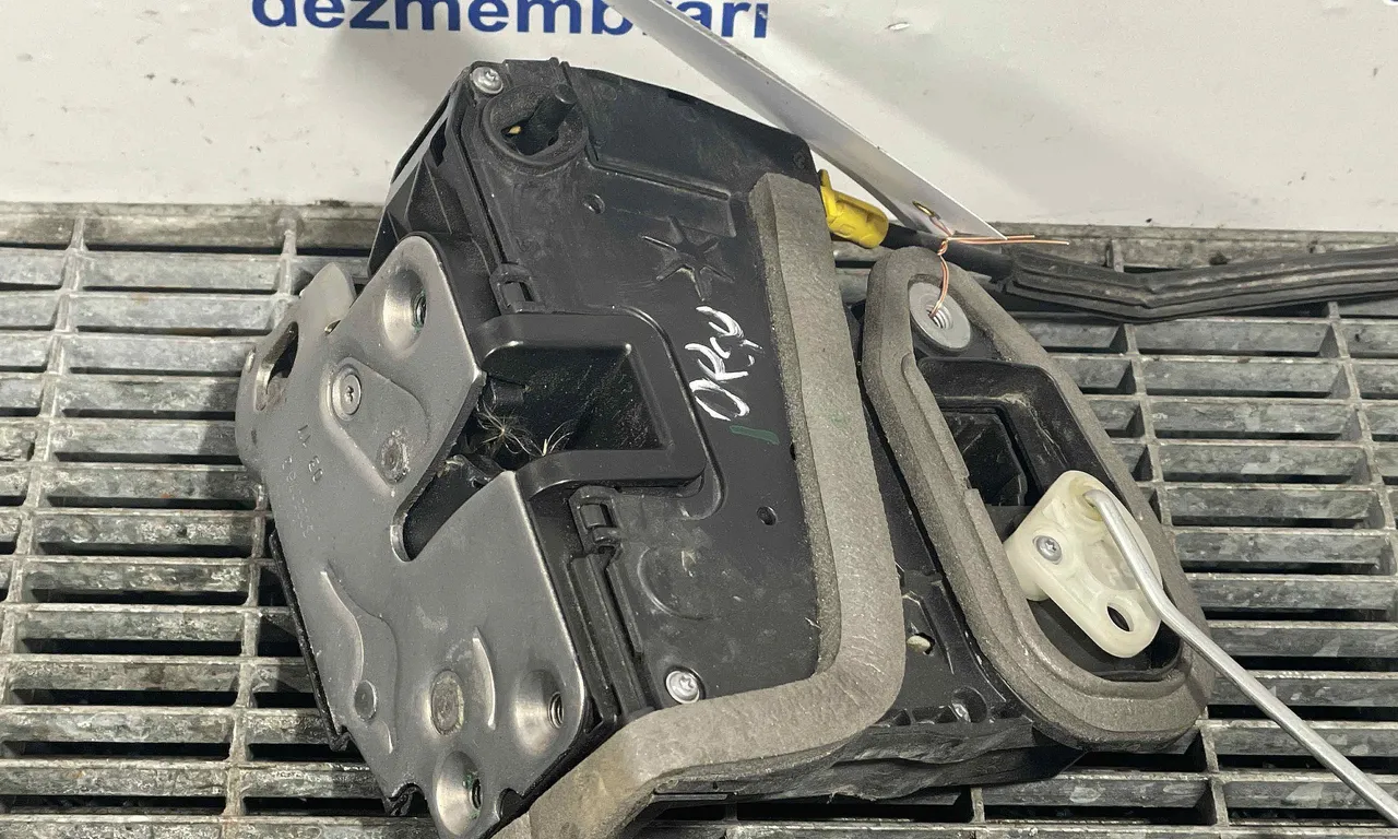 INCUIETOARE USA SPATE DREAPTA OPEL ASTRA K 2015-2022