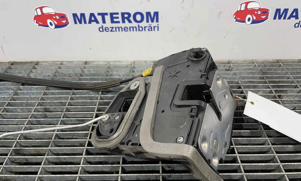 INCUIETOARE USA SPATE STANGA OPEL ASTRA K 2015-2022