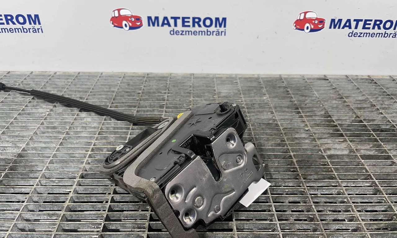 INCUIETOARE USA SPATE STANGA OPEL ASTRA K 2015-2022