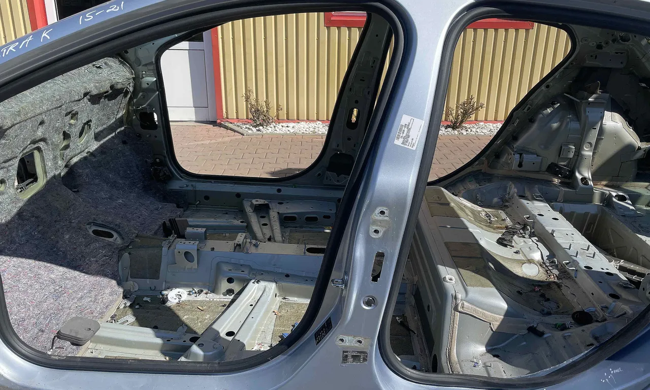 STALP MIJLOC STANGA OPEL ASTRA K 2015-2022