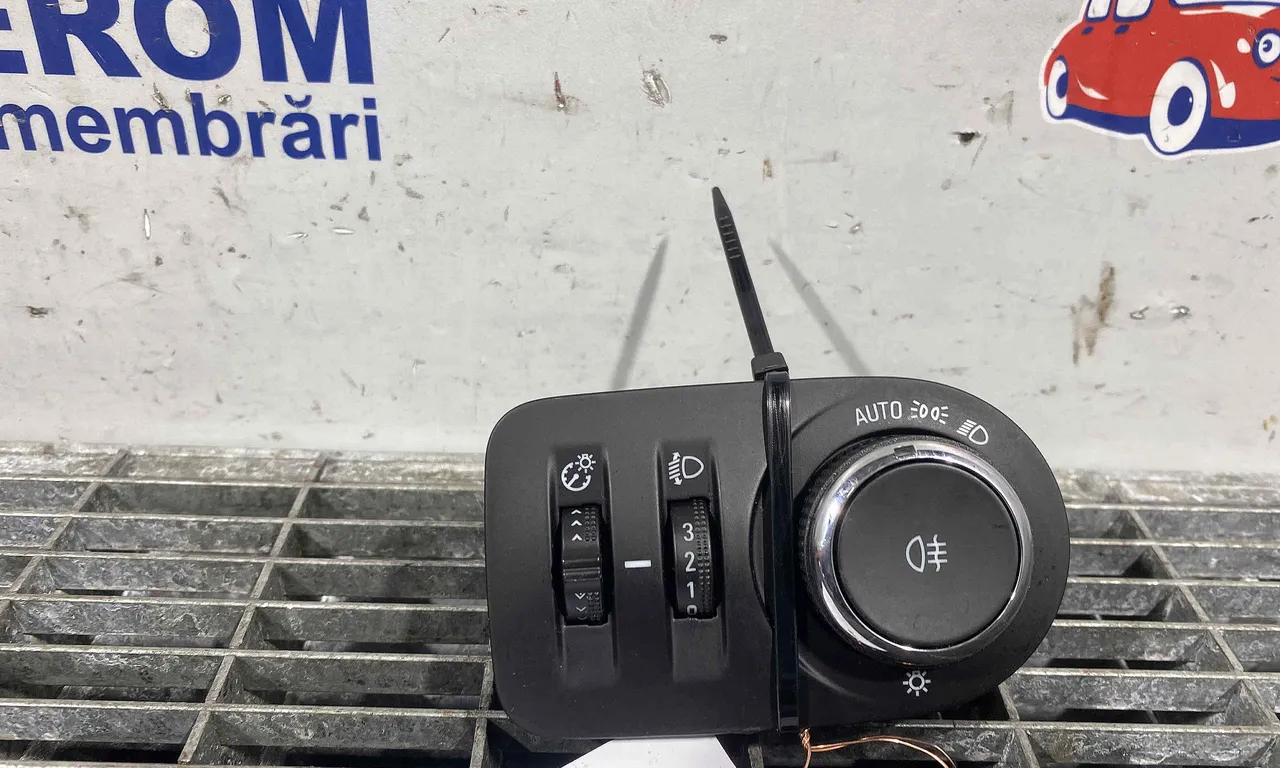 INTRERUPATOR LUMINI OPEL ASTRA K 2015-2022