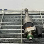 INJECTOR OPEL ASTRA K 1.4 2015-2022 oe-55577403, vedere laterala